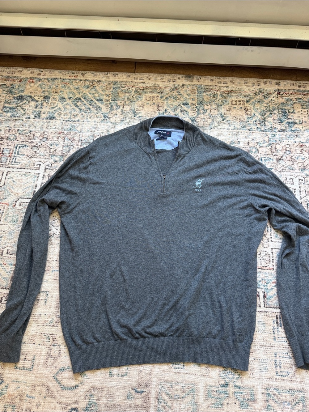 Johnnie-O Men's XL 1/4 Zip Pullover gray Long Sleeve Golf Top sweater